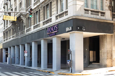 Jano’s Paseo Colon